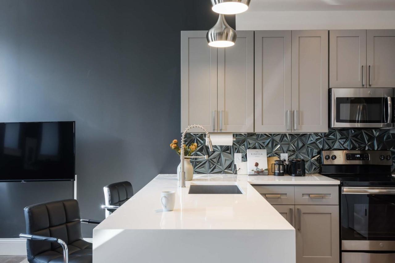 Revived Lf Square 1Br With Rooftop By Zencity 세인트루이스 외부 사진